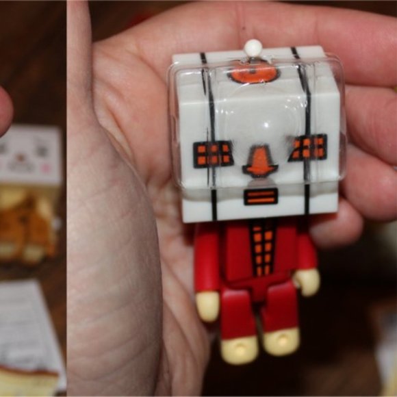 Kubrick Angel To-Fu Mecha Tofu + 1 Figures - Picture 7 of 10